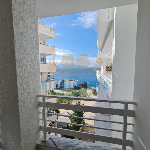 Shitet Apartamente 2+1 me pamje nga deti