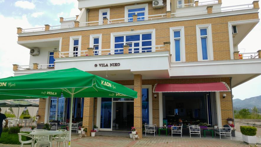 SHITET: HOTEL 4 Kt/zona: Shengjin!