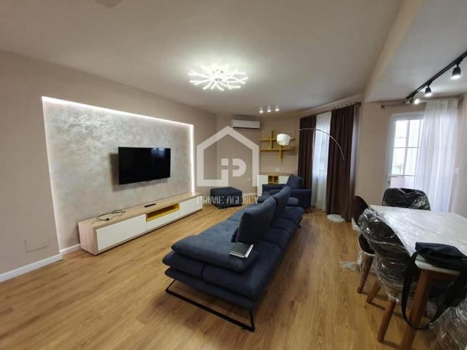 APARTAMENT PER QIRA 2 +2+ Post parkimi / Piazza