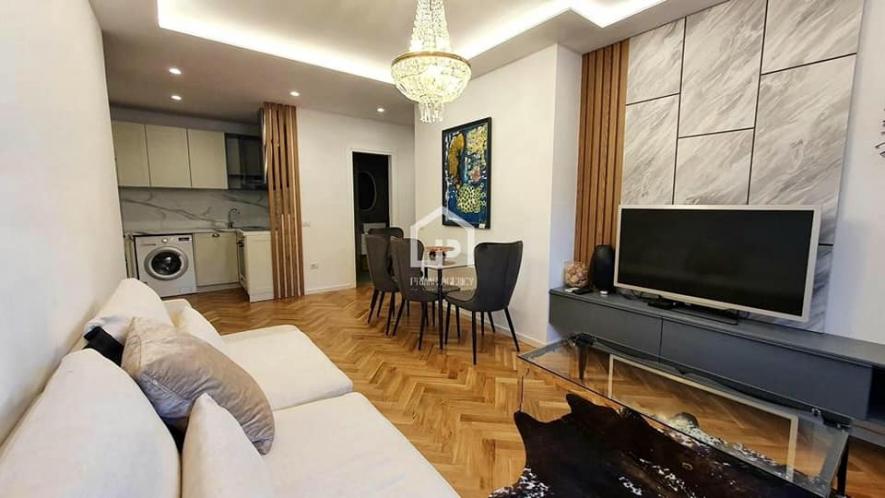 SUPER APARTAMENT PER QIRA 1+1+Post Parkimi/R. Touch of Sun