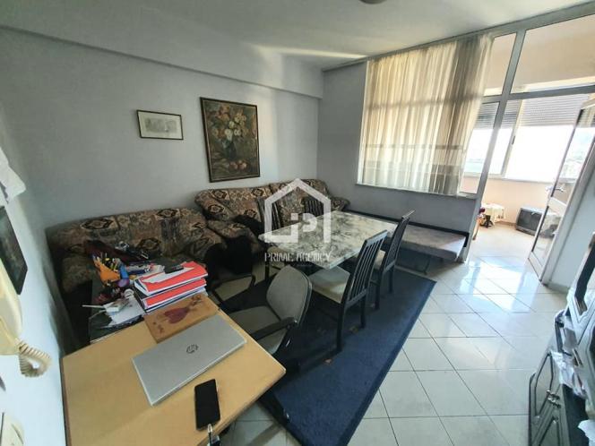 SHITET: Apartament 1+1/rruga : Muhamet Gjollesha