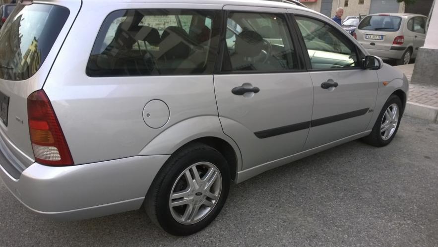 shitet ford focus 1.8 nafte 2001